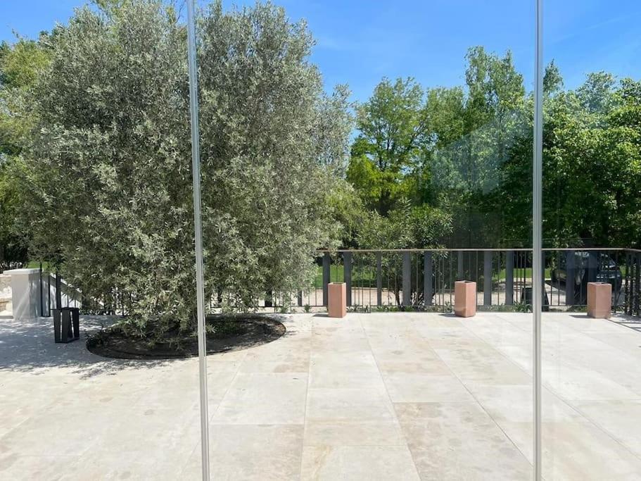 Villa Des Jacinthes Tarascon Exterior foto
