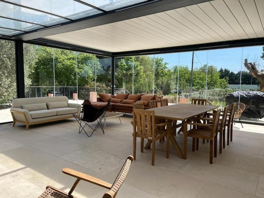 Villa Des Jacinthes Tarascon Exterior foto