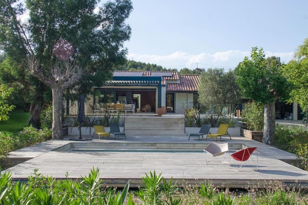 Villa Des Jacinthes Tarascon Exterior foto